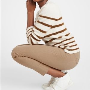 Petite Mid-Rise Skinny Sloan Pant